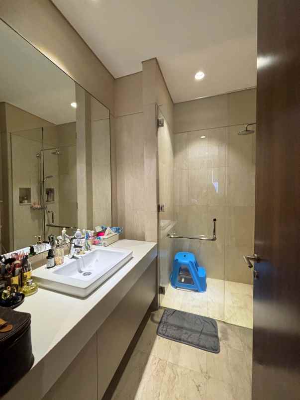 dijual apartemen apartemen saumata suites