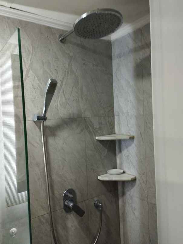 dijual apartemen gading mediterania tower a utara hook