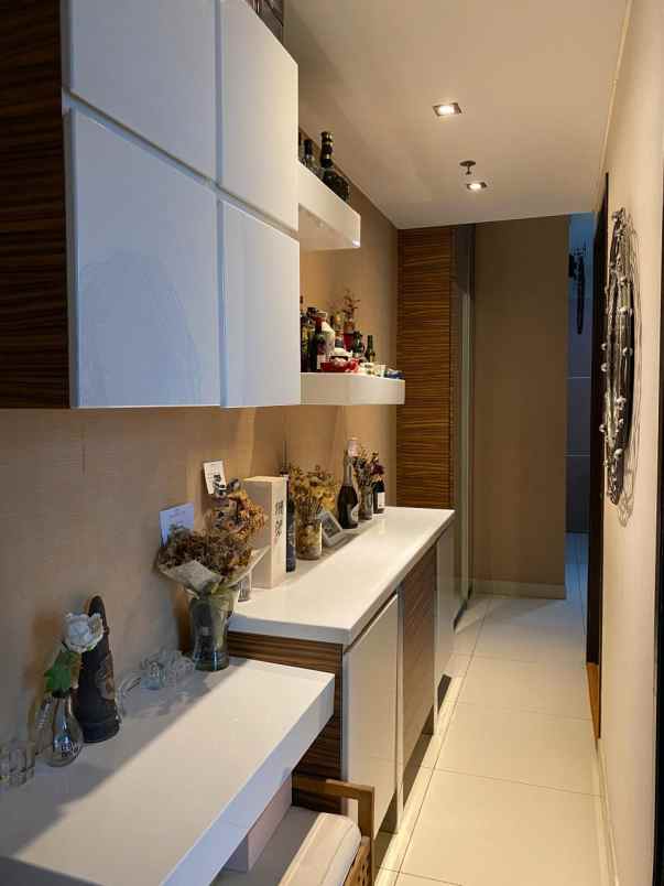 dijual apartemen grogol petamburan