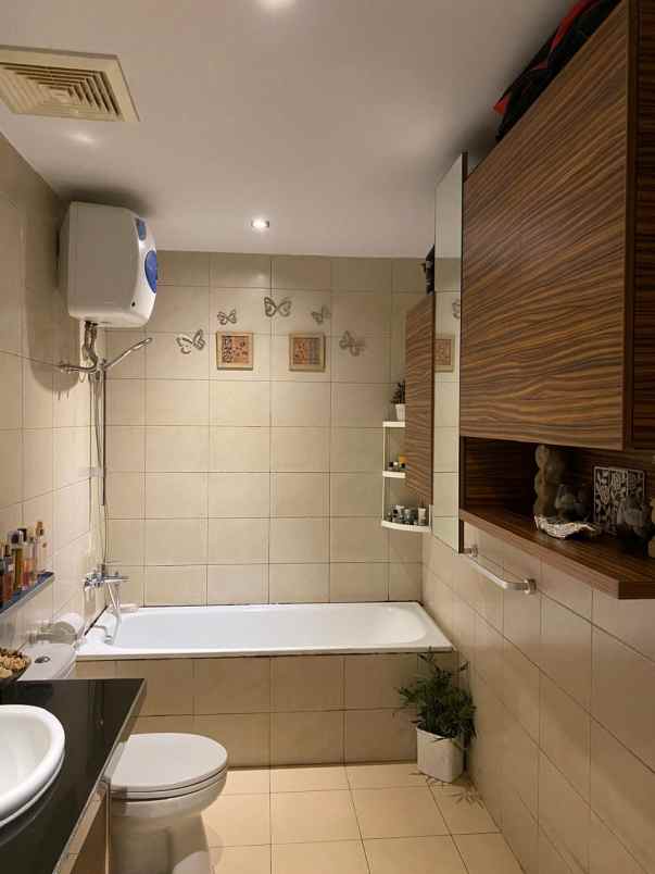 dijual apartemen grogol petamburan