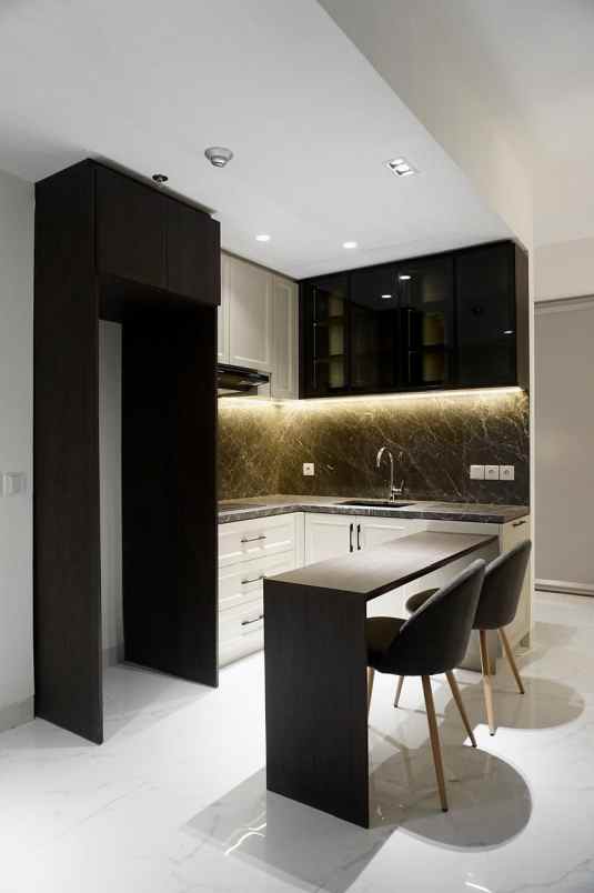 dijual apartemen jalan pakuwon indah