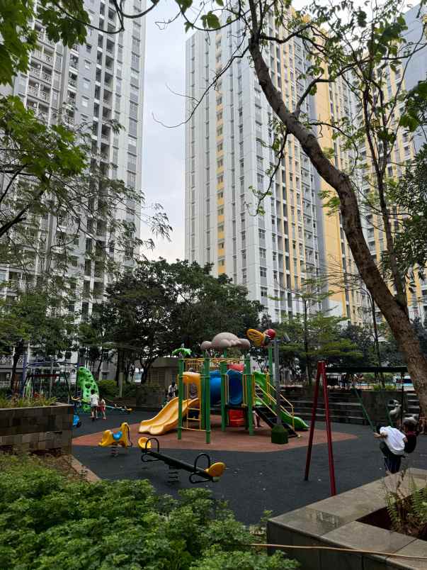 dijual apartemen the springlake summarecon