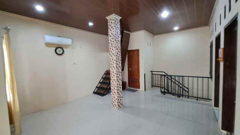 dijual cepat rumah 3 lantai cinere limo depok
