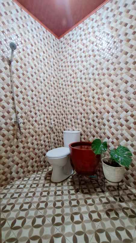 dijual cepat rumah 3 lantai cinere limo depok