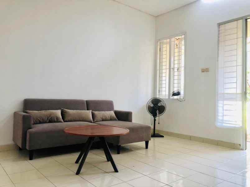dijual cepat rumah nusaloka 14 6 bsd city