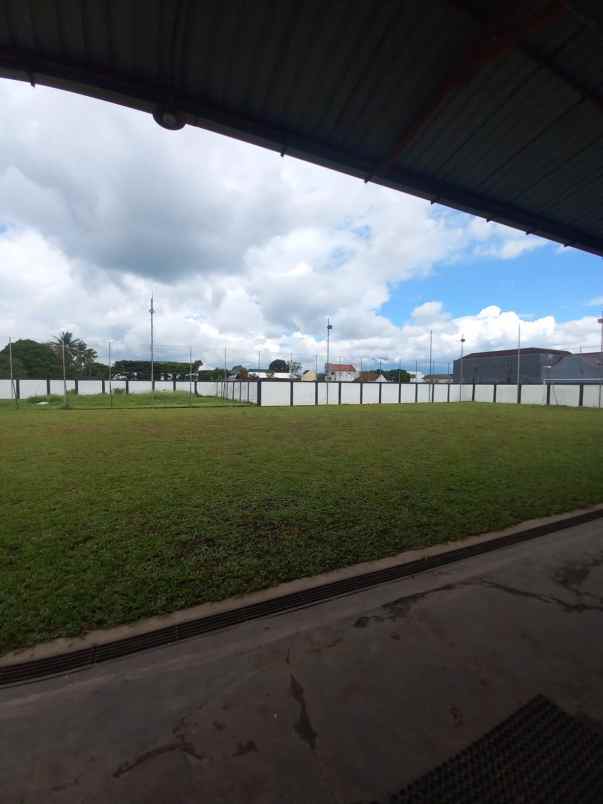 dijual gedung futsal badminton di kepanjen malang