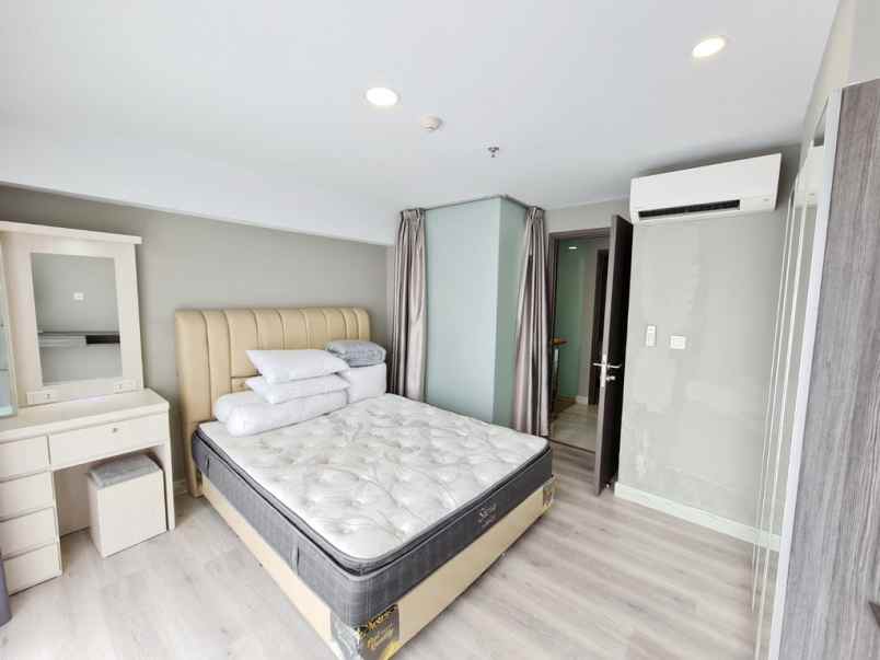 dijual grand jati junction view city
