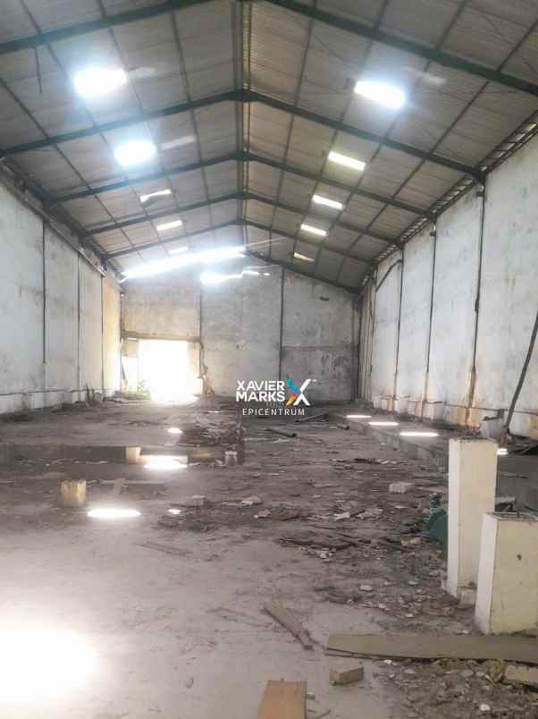 dijual gudang margomulyo bebas banjir dekat pakuwon