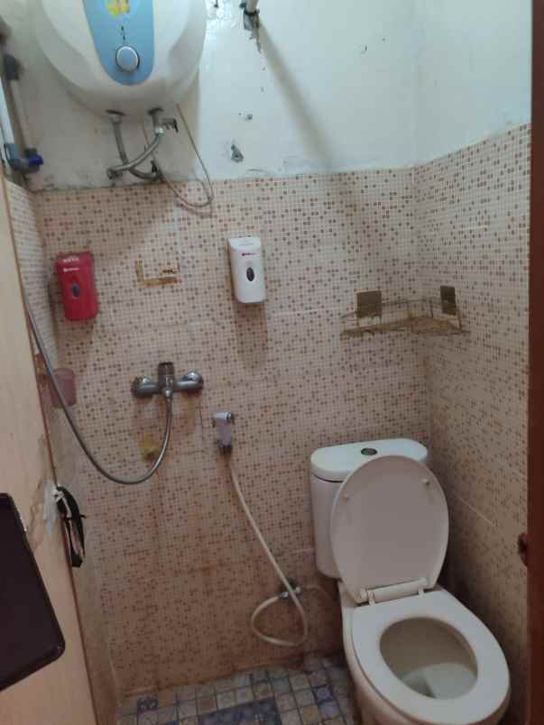 dijual kos kosan di karawaci tangerang