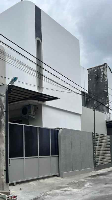 dijual kost condong catur