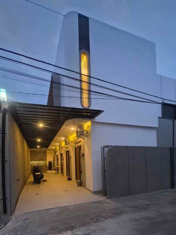 dijual kost condong catur