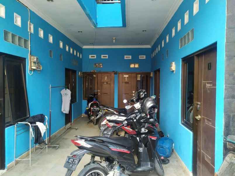 dijual kost jl sayang