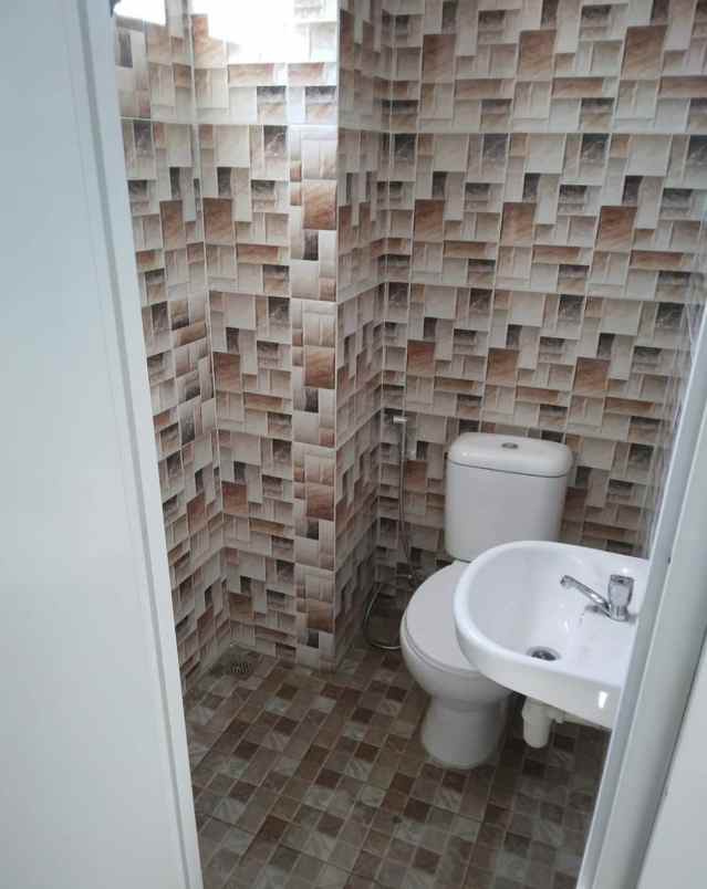 dijual kost premium murah lokasi tlogomas kota malang