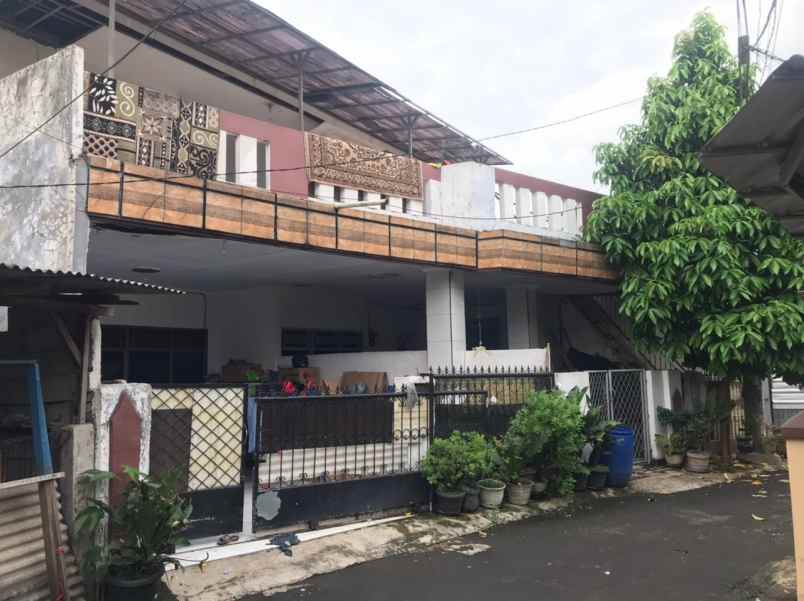 dijual rugi rumah di serpong tangerang selatan banten
