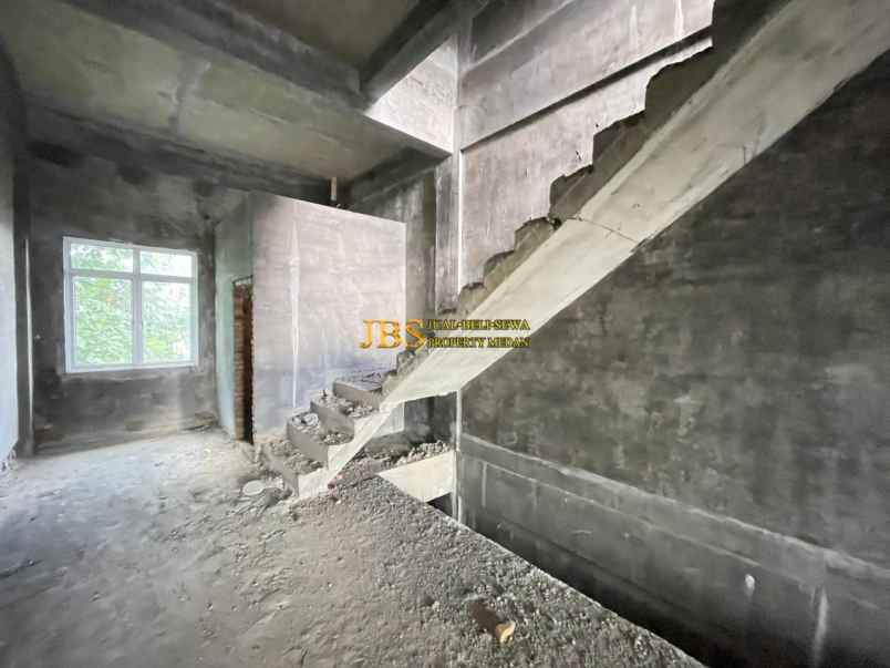dijual ruko di jalan menteng raya medan kondisi kosong