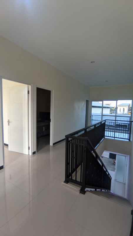 dijual ruko gudang kantor de java inside kuwukan