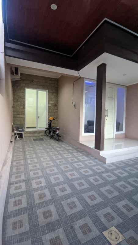 dijual ruko gudang kantor de java inside kuwukan