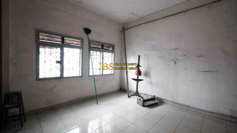 dijual ruko gudang kantor jalan gatot subroto dekat