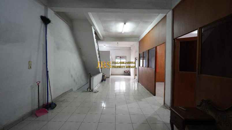 dijual ruko gudang kantor jalan gatot subroto dekat
