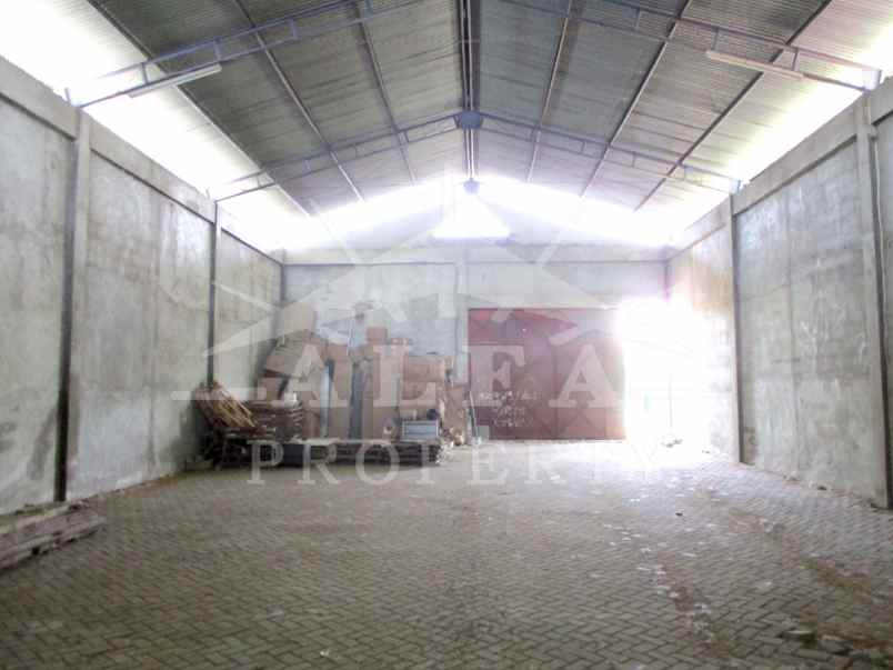 dijual ruko gudang kantor jalan sungai raya dalam