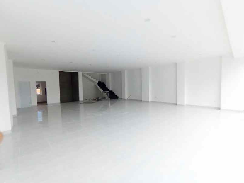 dijual ruko gudang kantor jl cipinang cempedak iv no