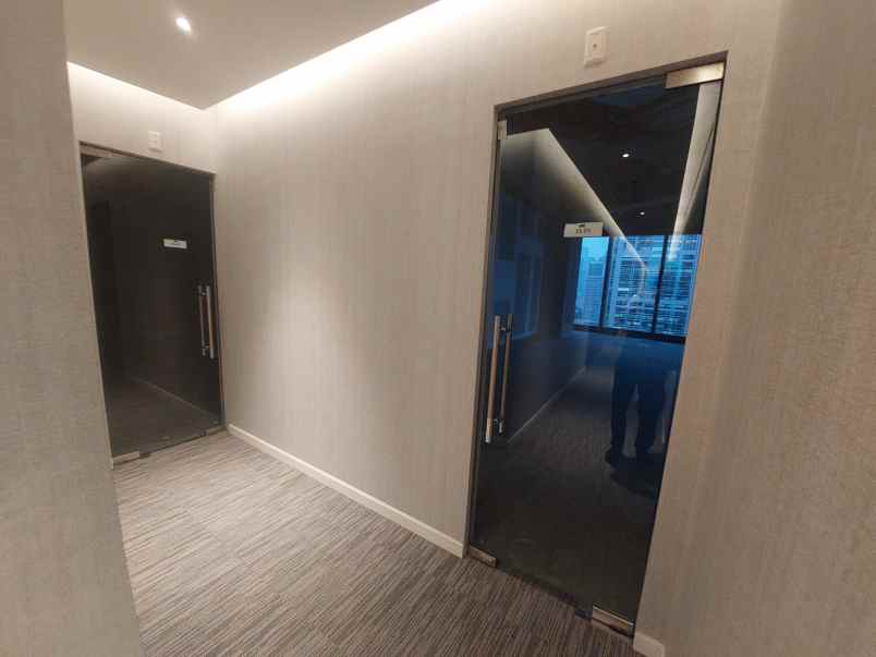 dijual ruko gudang kantor kawasan perkantoran world