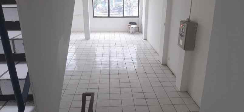 dijual ruko gudang kantor kebon baru tebet