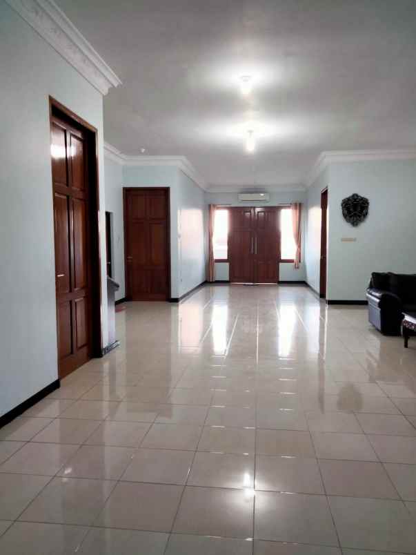 dijual ruko gudang kantor pacuan kuda