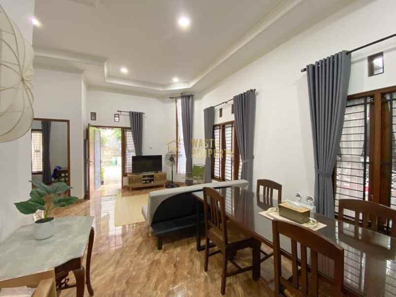 dijual ruko gudang kantor seturan caturtunggal depok