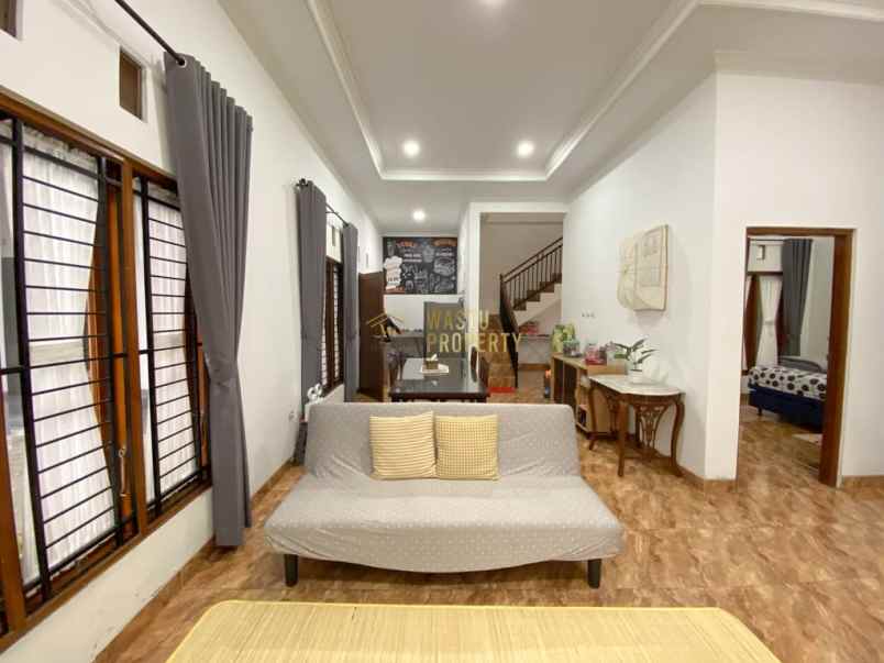 dijual ruko gudang kantor seturan caturtunggal depok