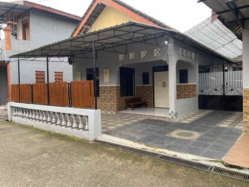 dijual rumah 2 km ringroad