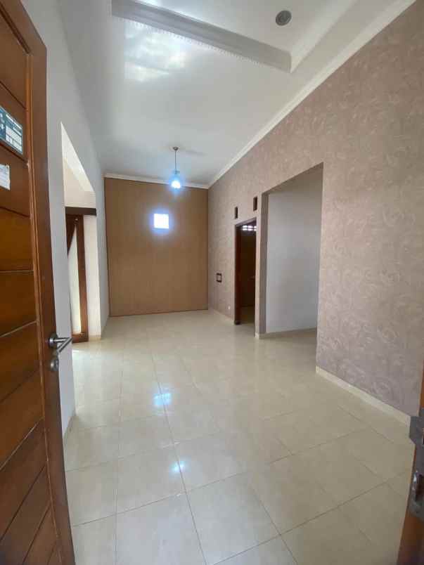 dijual rumah 900 meter ringroad