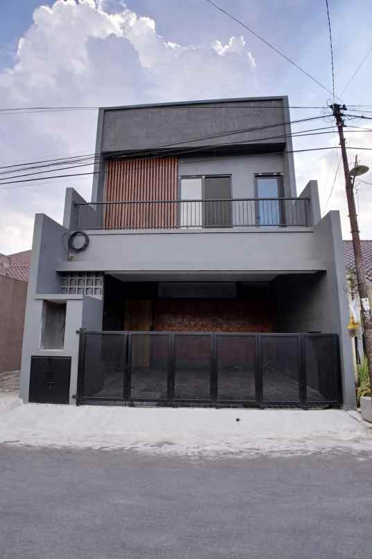 dijual rumah anggajaya