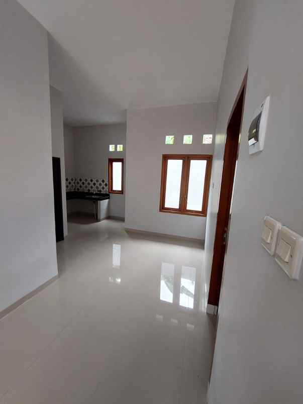 dijual rumah argosari kec sedayu kab