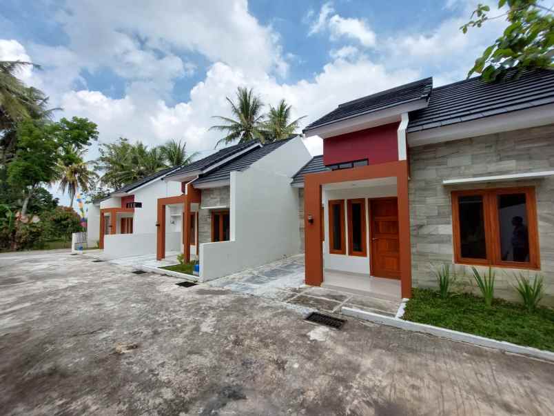 dijual rumah argosari kec sedayu kab