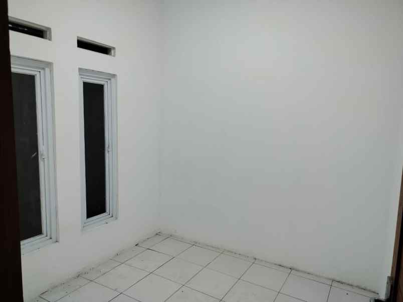 dijual rumah bangunjiwo kasihan bantul