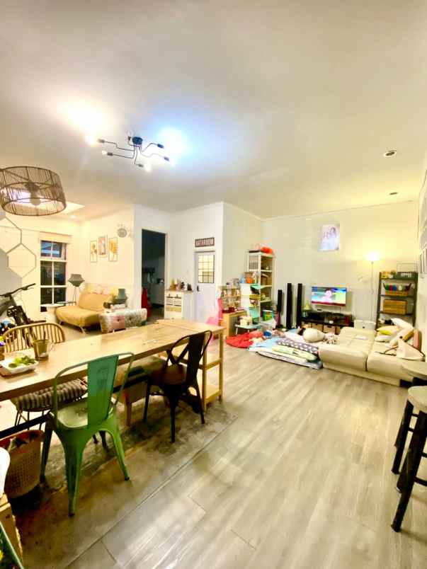 dijual rumah banjarsari antapani kodya