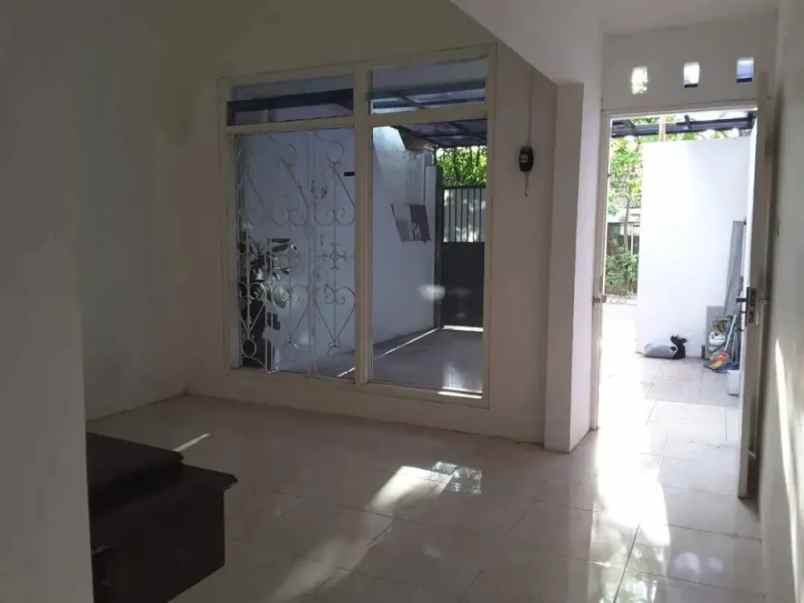 dijual rumah barata jaya