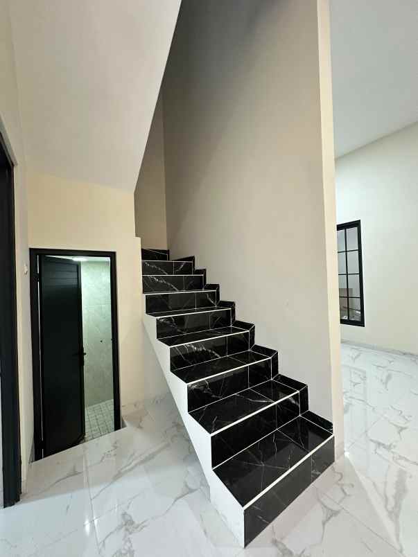 dijual rumah baru modern minimalis lokasi sawojajar 1