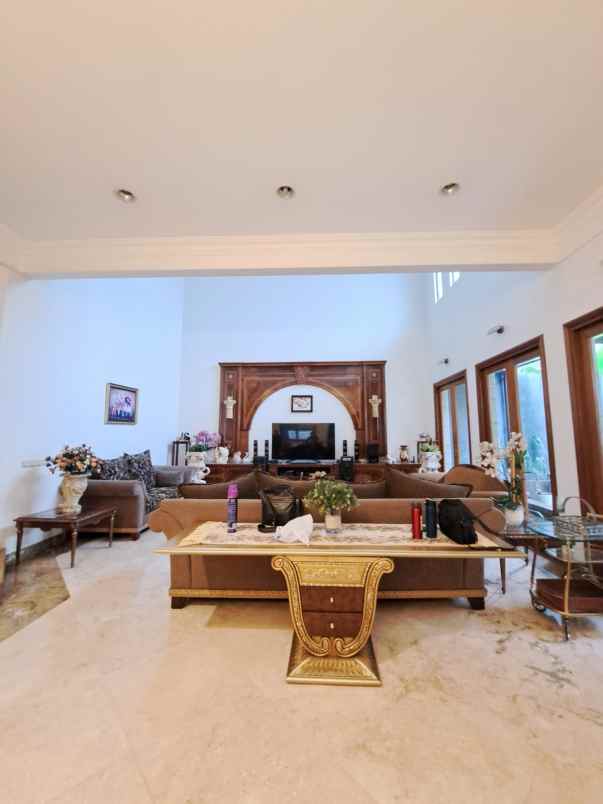 dijual rumah batununggal elok buahbatu