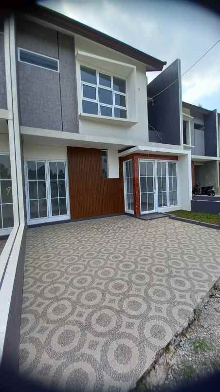 dijual rumah bedahan sawangan depok
