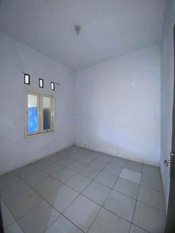 dijual rumah bedahan sawangan depok