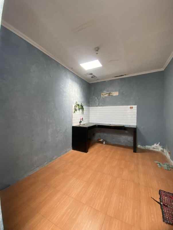 dijual rumah bedahan sawangan depok