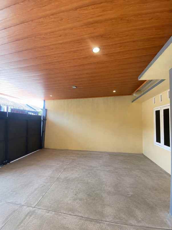 dijual rumah bedahan sawangan depok