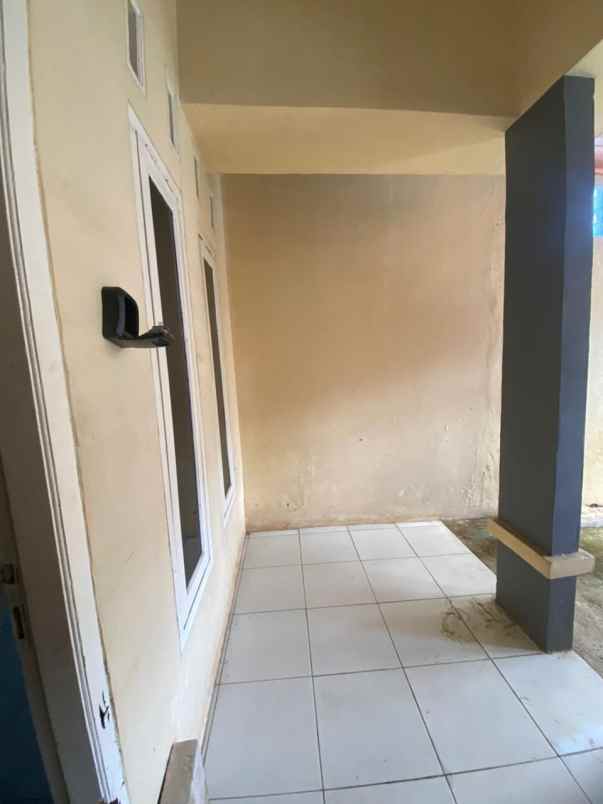 dijual rumah bedahan sawangan depok
