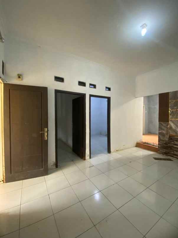 dijual rumah bedahan sawangan depok