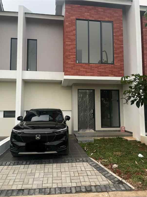 dijual rumah buaran kec serpong kota