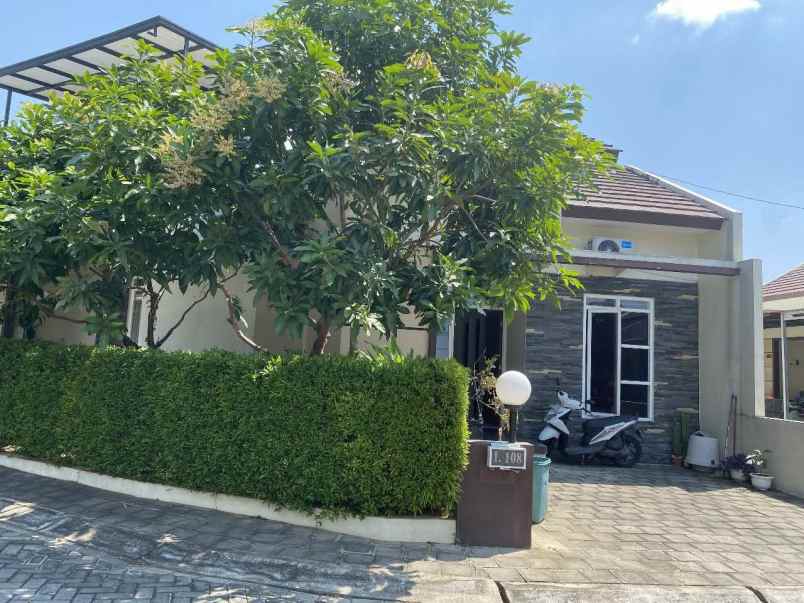 dijual rumah bukit elang residence