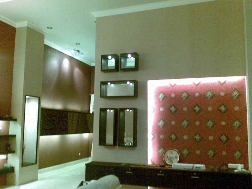 dijual rumah bukit gading mediterania