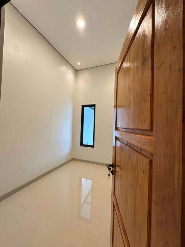 dijual rumah bukit kencana